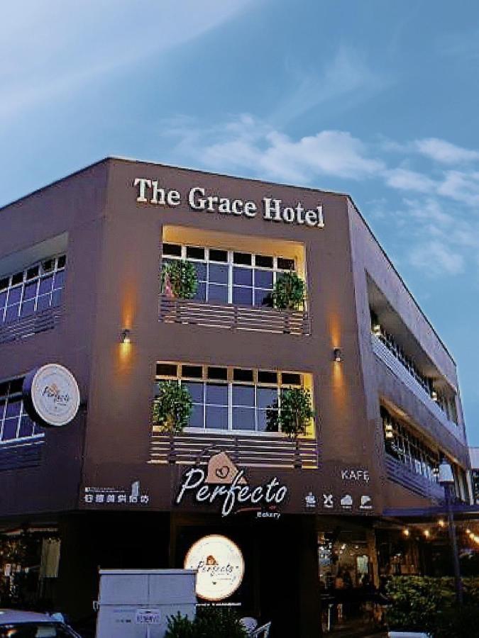 The Grace Hotel Muar Eksteriør bilde