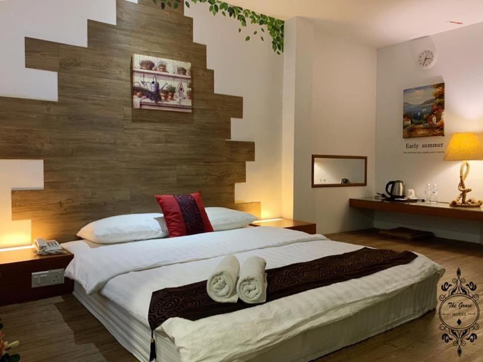 The Grace Hotel Muar Eksteriør bilde